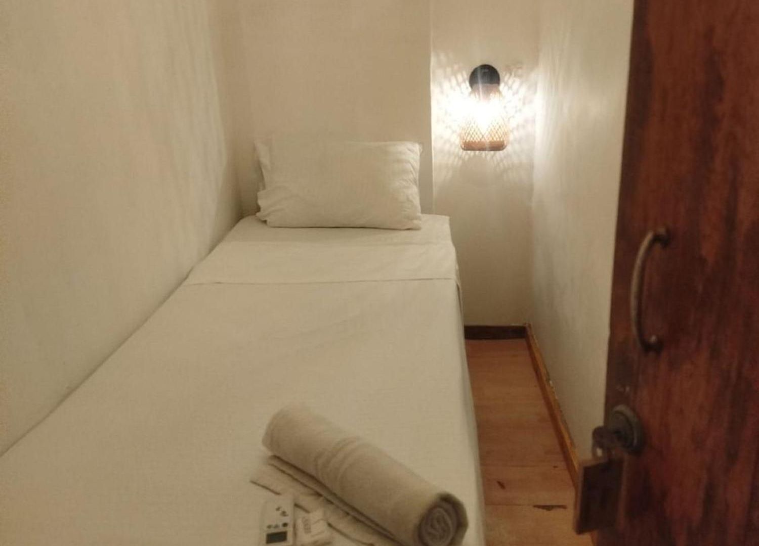 Hb9-b Bed In Mixed Capsule *